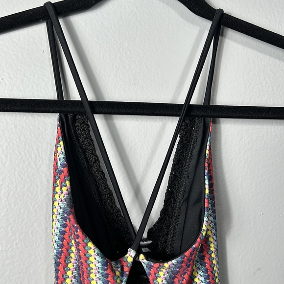 Capitanna V-Neck Crochet One Piece Swimsuit Open Back Ruched Bottom size small - Picture 9 of 13